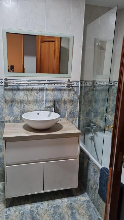 Casa De Claudia Comillas- Jardin Privado - A 10 Metros Del Capricho De Gaudi Eksteriør billede