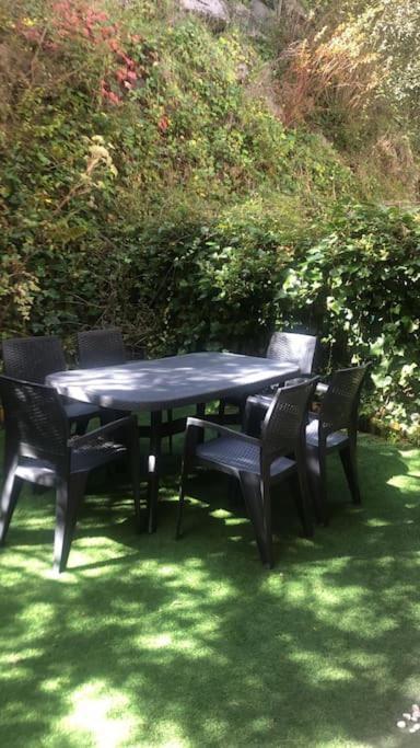 Casa De Claudia Comillas- Jardin Privado - A 10 Metros Del Capricho De Gaudi Eksteriør billede